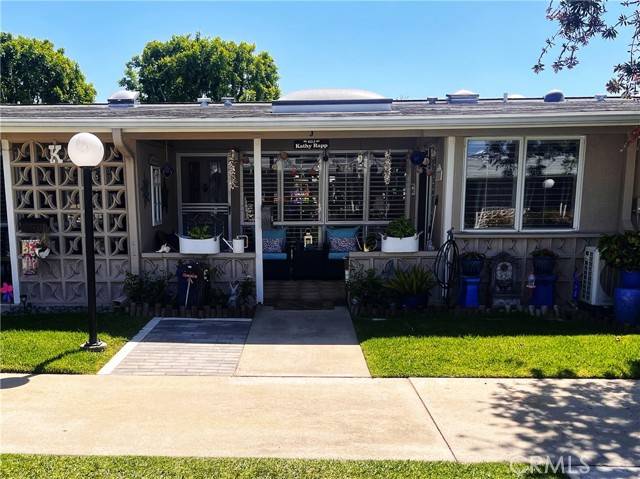 Seal Beach, CA 90740,1271 Kenwood Rd. M7-#163J