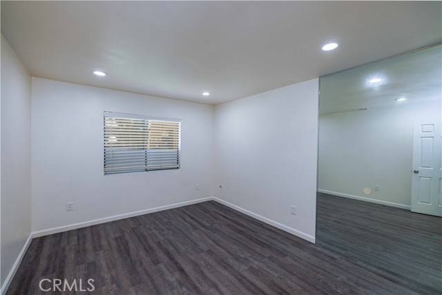 Santa Ana, CA 92706,1806 N Fairview ST J