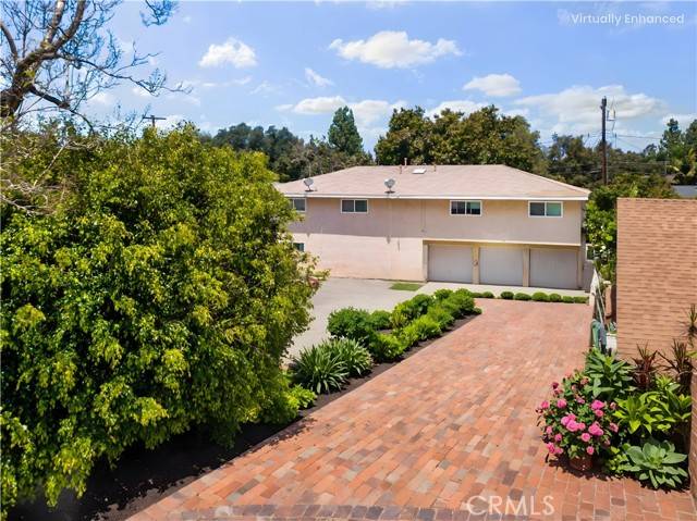 1003 W Myrtle ST, Santa Ana, CA 92703