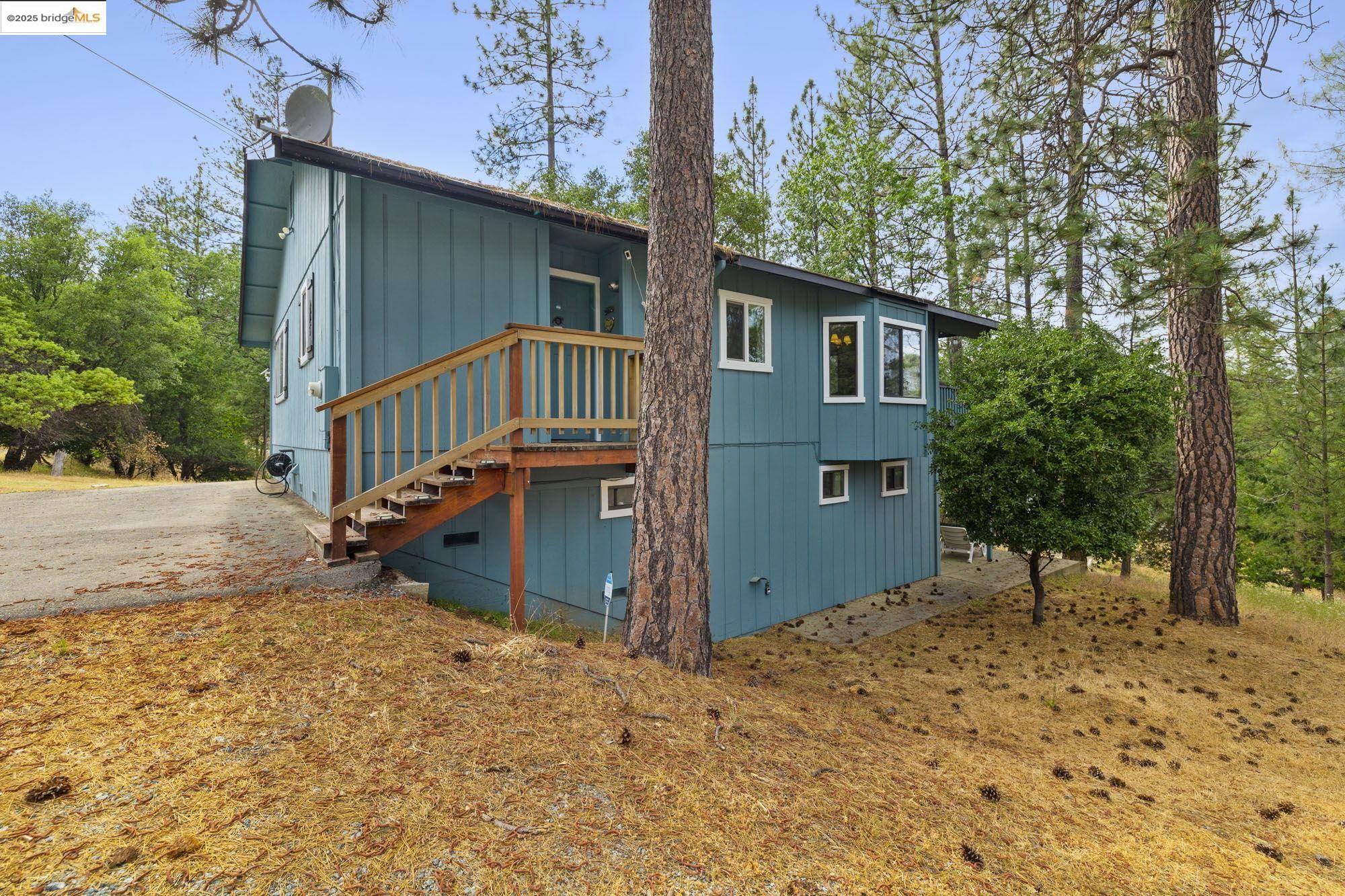 12955 Jackson Mill Dr, Groveland, CA 95321