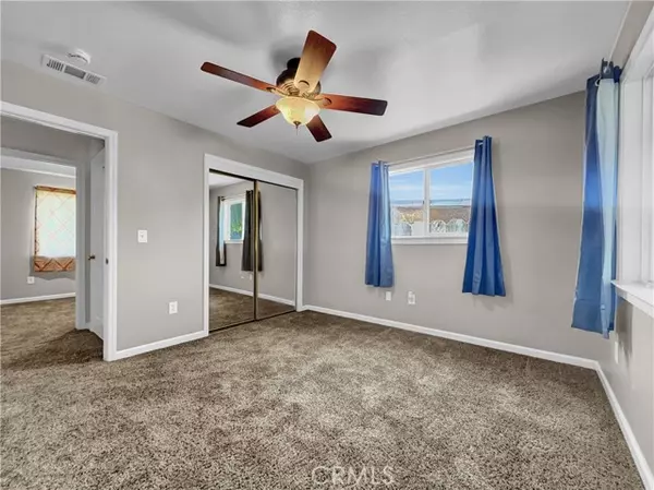 Winton, CA 95388,6638 Santa Fe DR