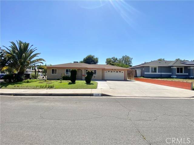 774 S Idyllwild AVE, Rialto, CA 92376