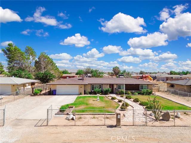 21821 Carlisle RD, Apple Valley, CA 92307