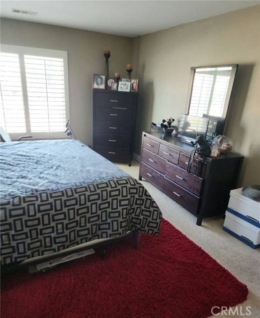 Saugus, CA 91350,19512 Laroda LN