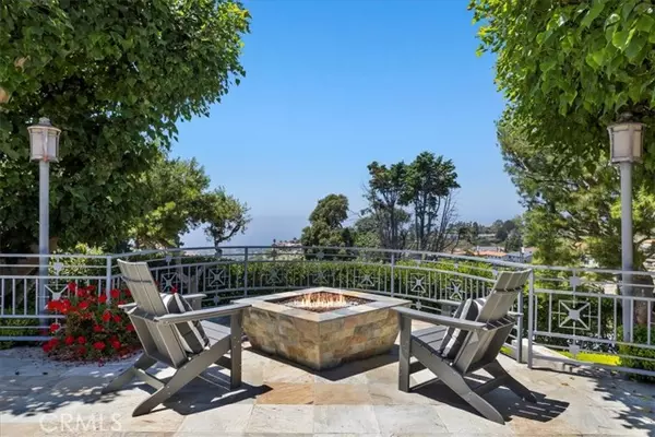 Rancho Palos Verdes, CA 90275,6883 Crest RD