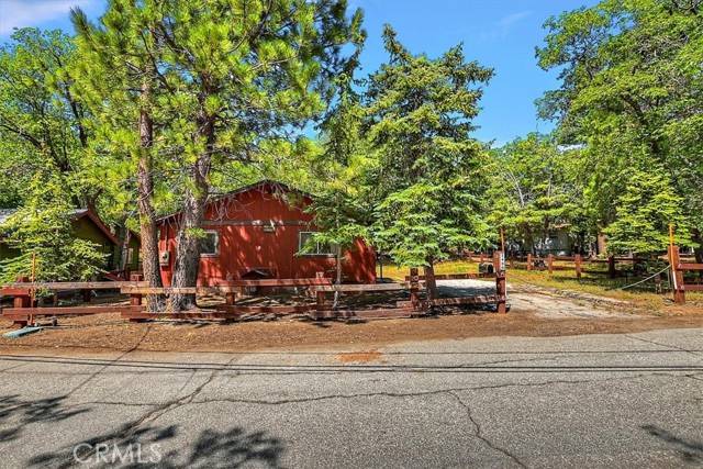 Big Bear Lake, CA 92315,1488 Rockspray DR