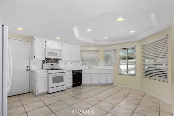 Santa Ana, CA 92701,2155 Barclay CT