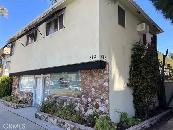 824 Redondo Ave, Long Beach, CA 90804