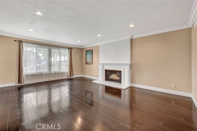 Anaheim, CA 92806,2903 E Collyer LN