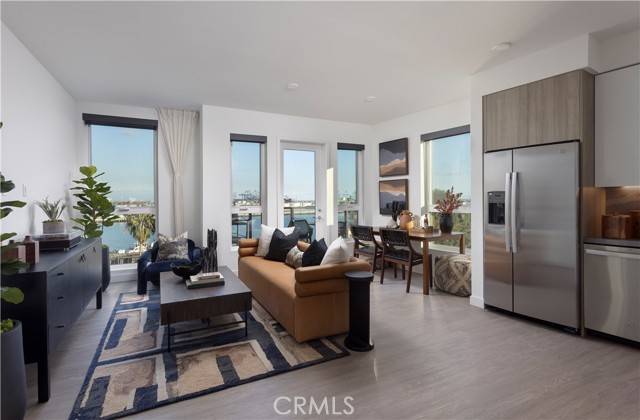 San Pedro, CA 90731,511 S Harbor 518