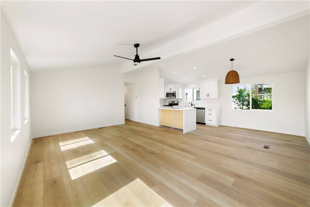 Costa Mesa, CA 92627,1660 Whittier AVE 1