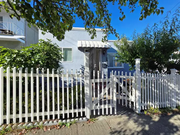 2954 Delaware St, Oakland, CA 94602