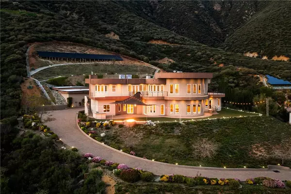 Rancho Cucamonga, CA 91737,10320 Snowdrop RD