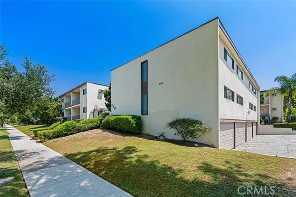 Pasadena, CA 91103,820 N Raymond AVE