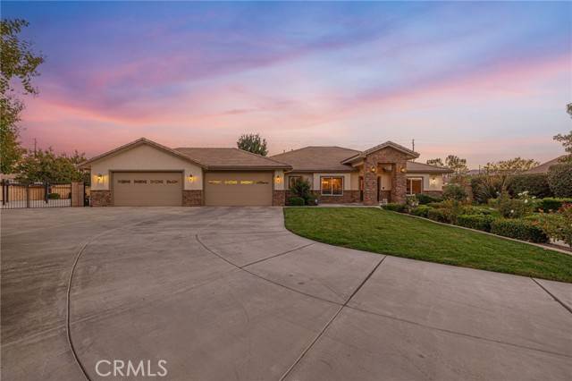 Lancaster, CA 93536,2534 Desert Rose DR