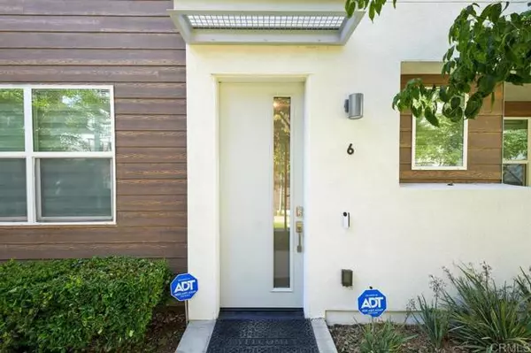 Chula Vista, CA 91915,2035 Bravo LOOP 6