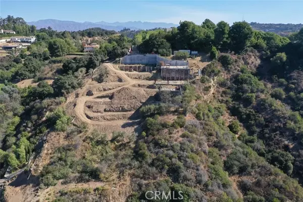 2451 Summitridge DR, Beverly Hills, CA 90077