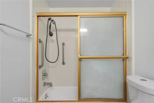 Encino, CA 91316,5429 Newcastle AVE 309