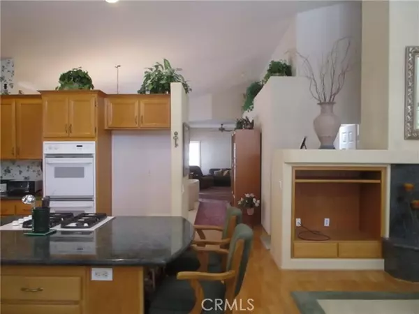 Murrieta, CA 92562,40221 Colony DR