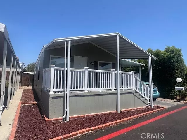 21500 Lassen ST 66, Chatsworth, CA 91311