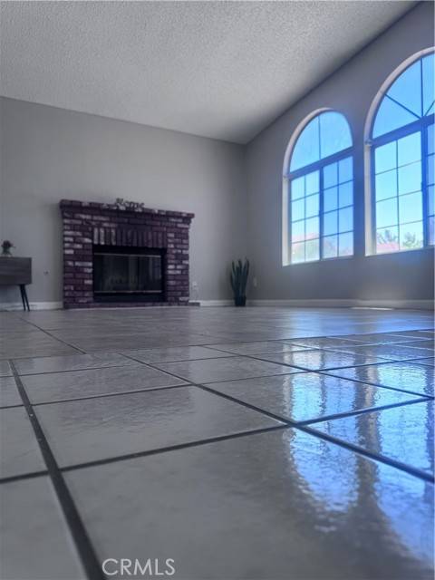 Lancaster, CA 93535,1653 E  Avenue J12