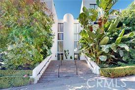 1201 Larrabee ST 305, West Hollywood, CA 90069