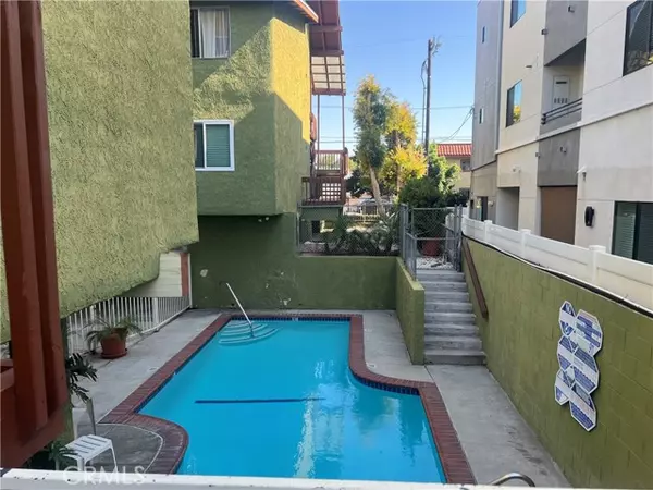 Tarzana, CA 91335,6155 Reseda BLD 9