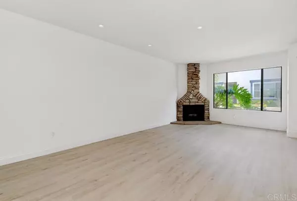 Oceanside, CA 92056,3414 Del Este WAY