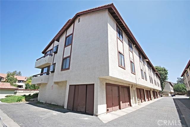 Canyon Country, CA 91387,27979 Sarabande LN 242