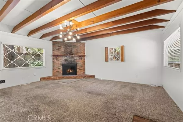 Wrightwood, CA 92397,1869 Thrush RD