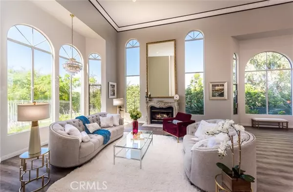 Tarzana, CA 91356,4020 Clarinda DR