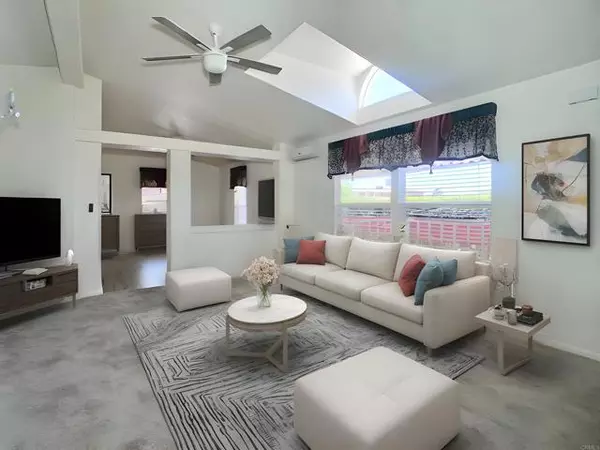 260 E Bradley 51, El Cajon, CA 92021