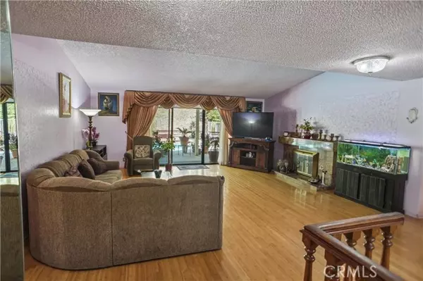 Northridge, CA 91325,17149 Gledhill ST