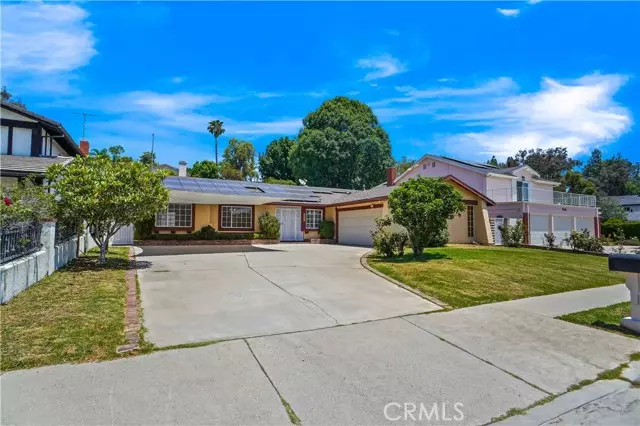 17149 Gledhill ST, Northridge, CA 91325