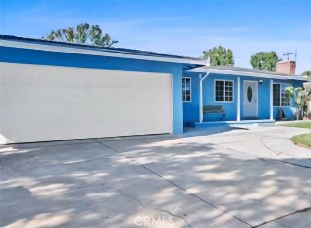 1414 S Douglas ST, Santa Ana, CA 92704