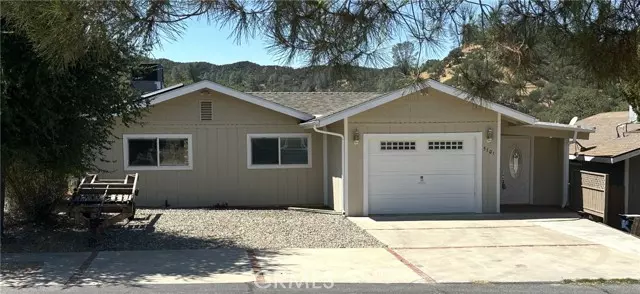 5101 Bluebird LN, Paso Robles, CA 93446