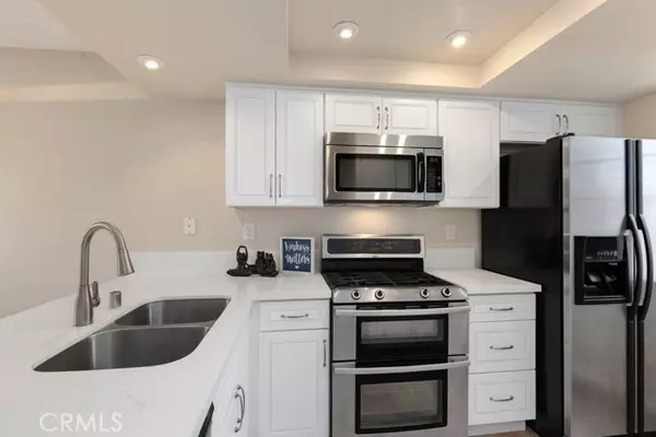2410 W Orangethorpe AVE 5, Fullerton, CA 92833
