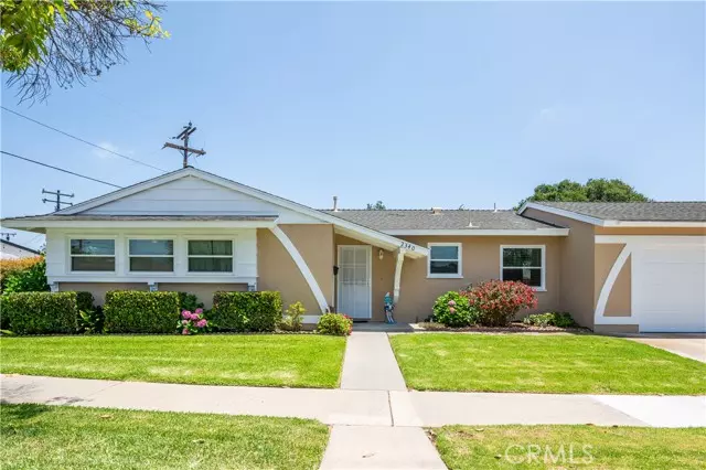 2340 W Saint Anne PL, Santa Ana, CA 92704