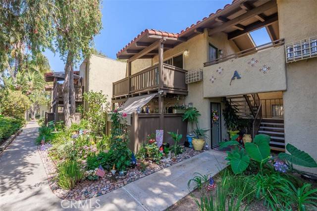 Santa Ana, CA 92701,1345 Cabrillo Park DR A06