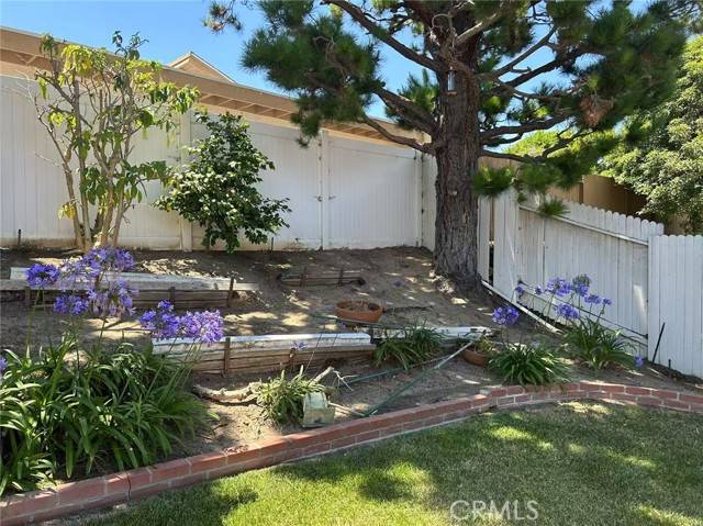 Irvine, CA 92603,5072 Berean LN