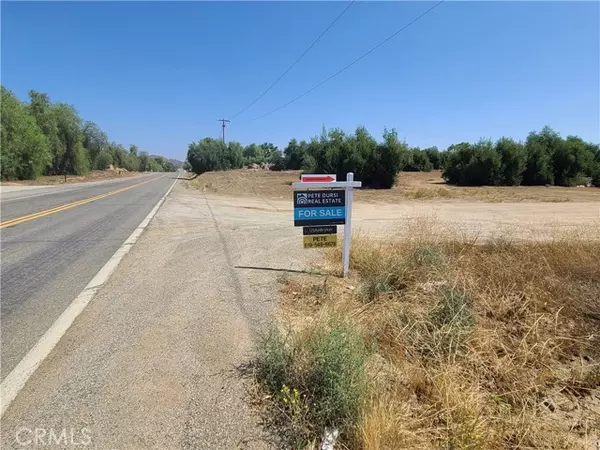 Perris, CA 92570,0 349-320-014
