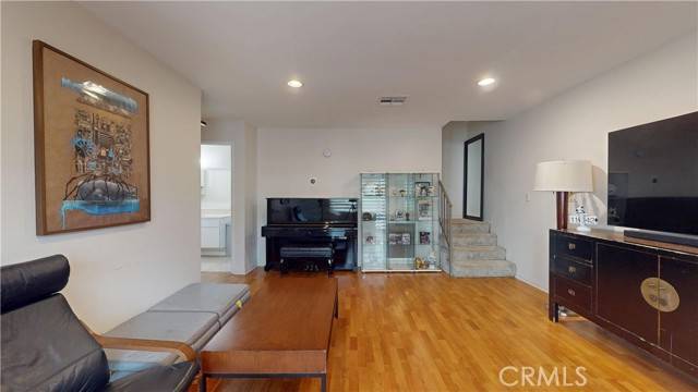 North Hollywood, CA 91602,10757 Hortense ST 406
