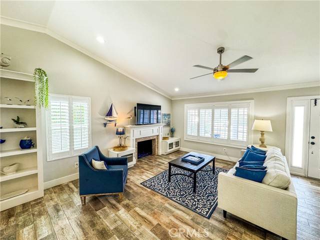 Huntington Beach, CA 92646,20772 Hunter LN