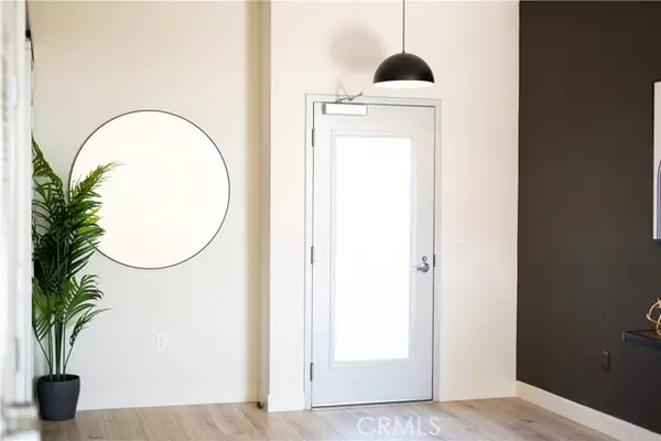 435 W Center Street Promenade 401, Anaheim, CA 92805