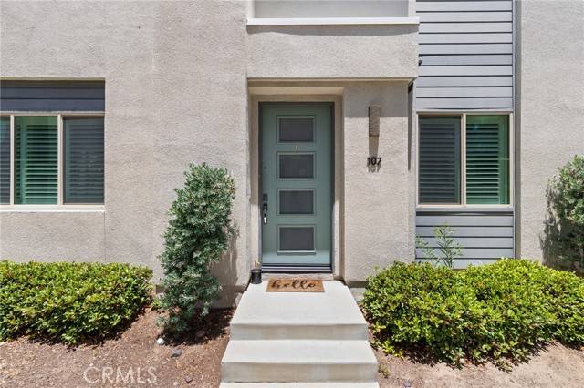 Irvine, CA 92618,107 Menkar
