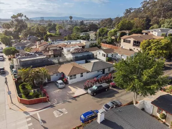 2604 06 Juan ST,  San Diego,  CA 92110