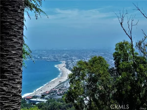 Palos Verdes Estates, CA 90274,888 Via Del Monte
