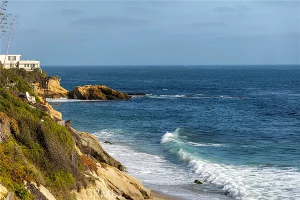 Laguna Beach, CA 92651,1585 S Coast 31