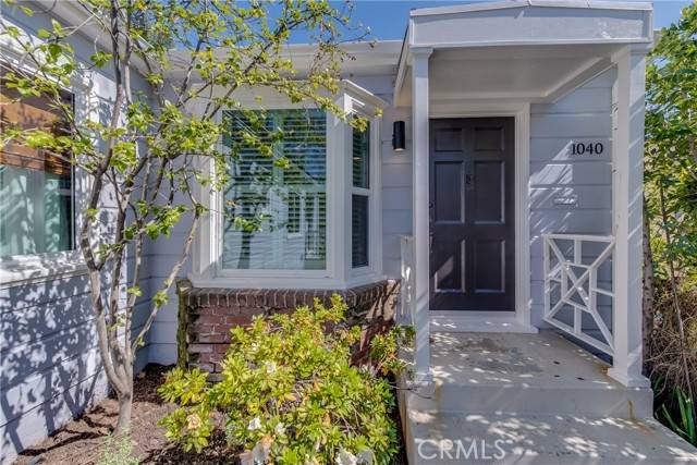 West Hollywood, CA 90046,1040 Havenhurst DR