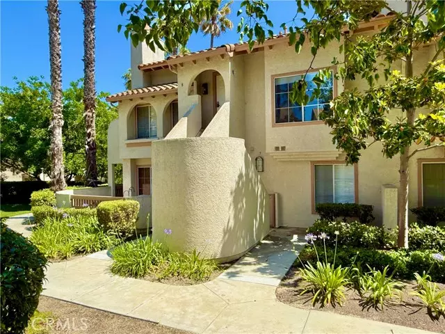 26501 Merienda 8, Laguna Hills, CA 92656